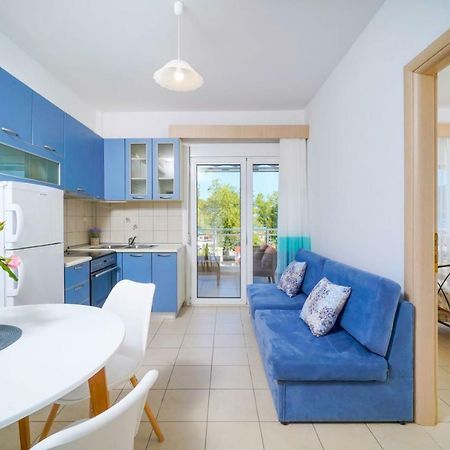 L&K Apartment Golden Beach Chrisi Ammoudia Esterno foto