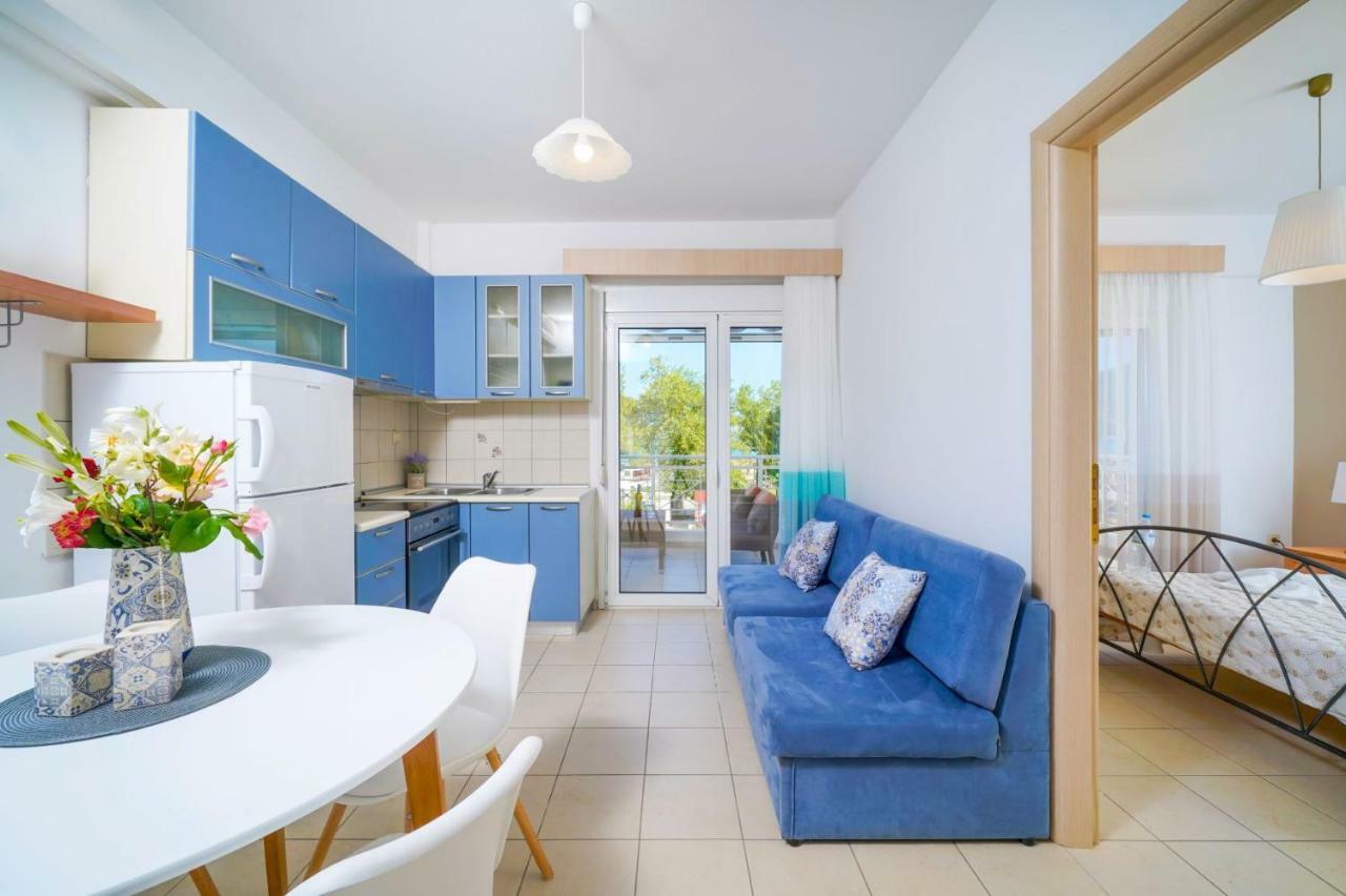 L&K Apartment Golden Beach Chrisi Ammoudia Esterno foto