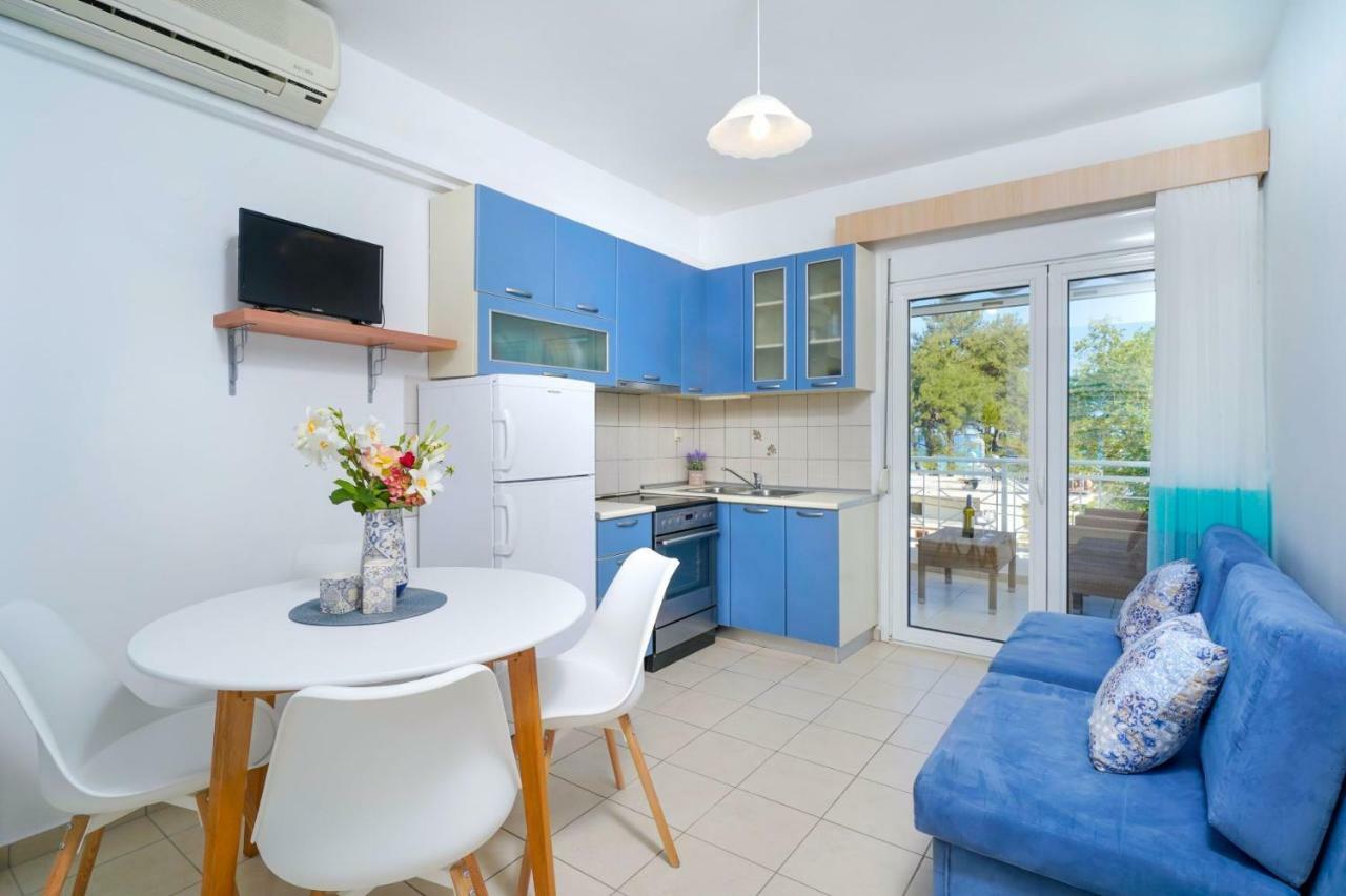 L&K Apartment Golden Beach Chrisi Ammoudia Esterno foto